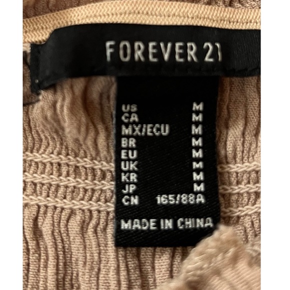 Forever 21 Women’s Tan Log Sleeves Ruched Crop Top Size Medium - Picture 3 of 6